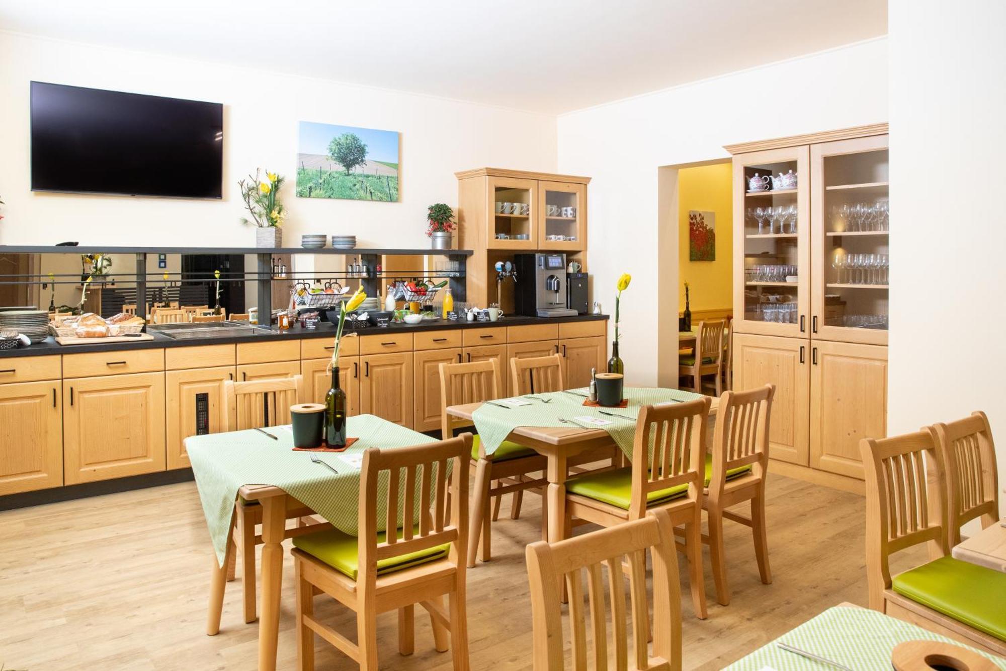 Landhaus Storch - Pension Ganserndorf Εξωτερικό φωτογραφία