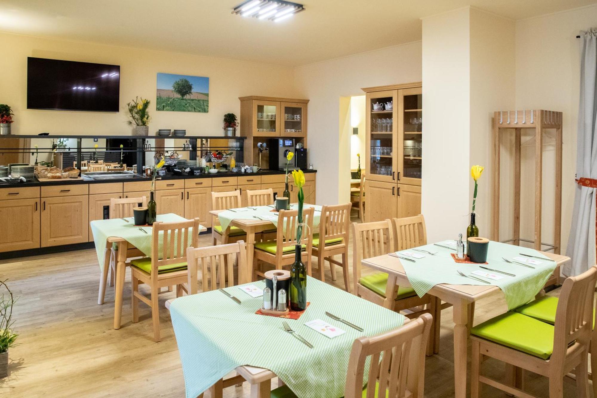 Landhaus Storch - Pension Ganserndorf Εξωτερικό φωτογραφία